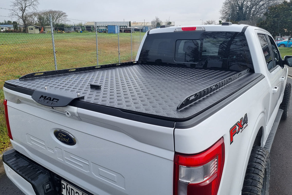 MAC300 (FF21) 21+ Ford F150 SWB 5'5 Tray