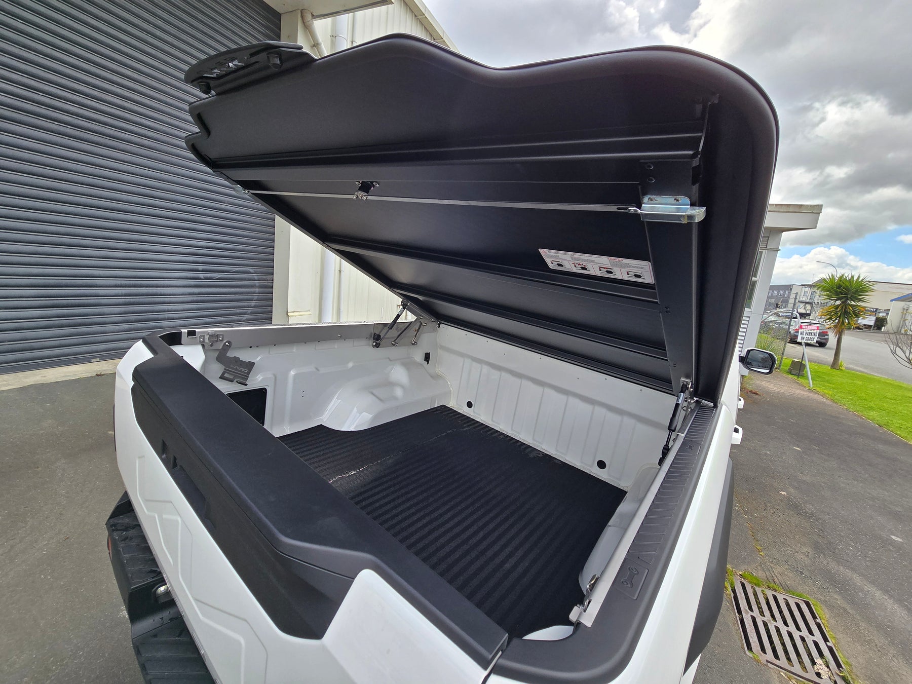 MAC300 (KT25) 2025+ Kia Tasman