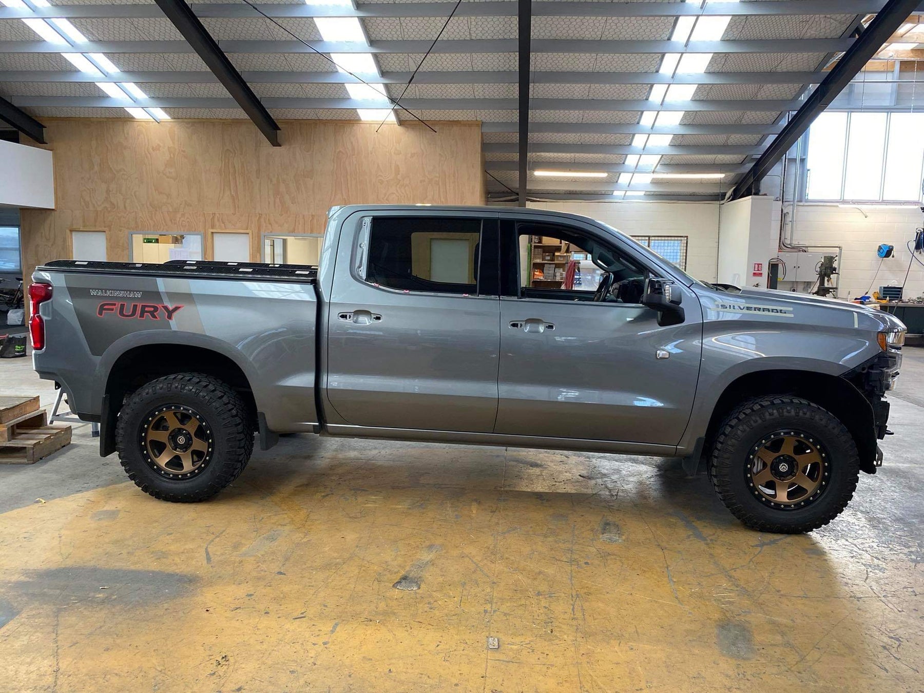 MAC300 (CS20) - 20+ Chevrolet Silverado 1500