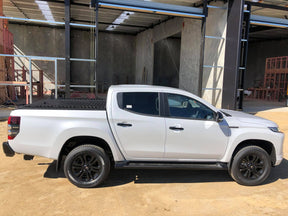 MAC300 (MT17) 15-24 Mitsubishi Triton