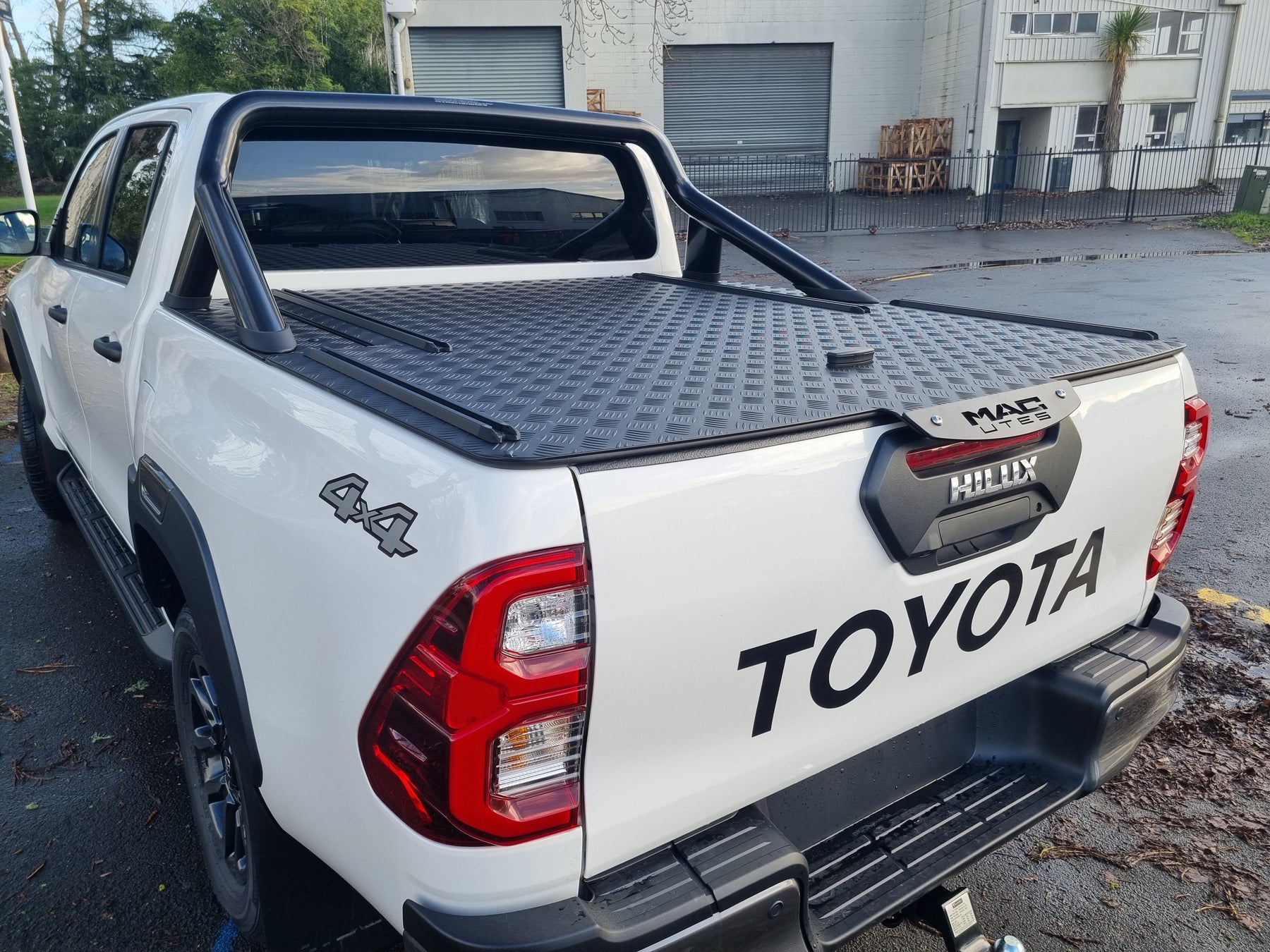 MAC230FR - (TH17FR) 15+ Toyota Hilux SR5 / GR Sport