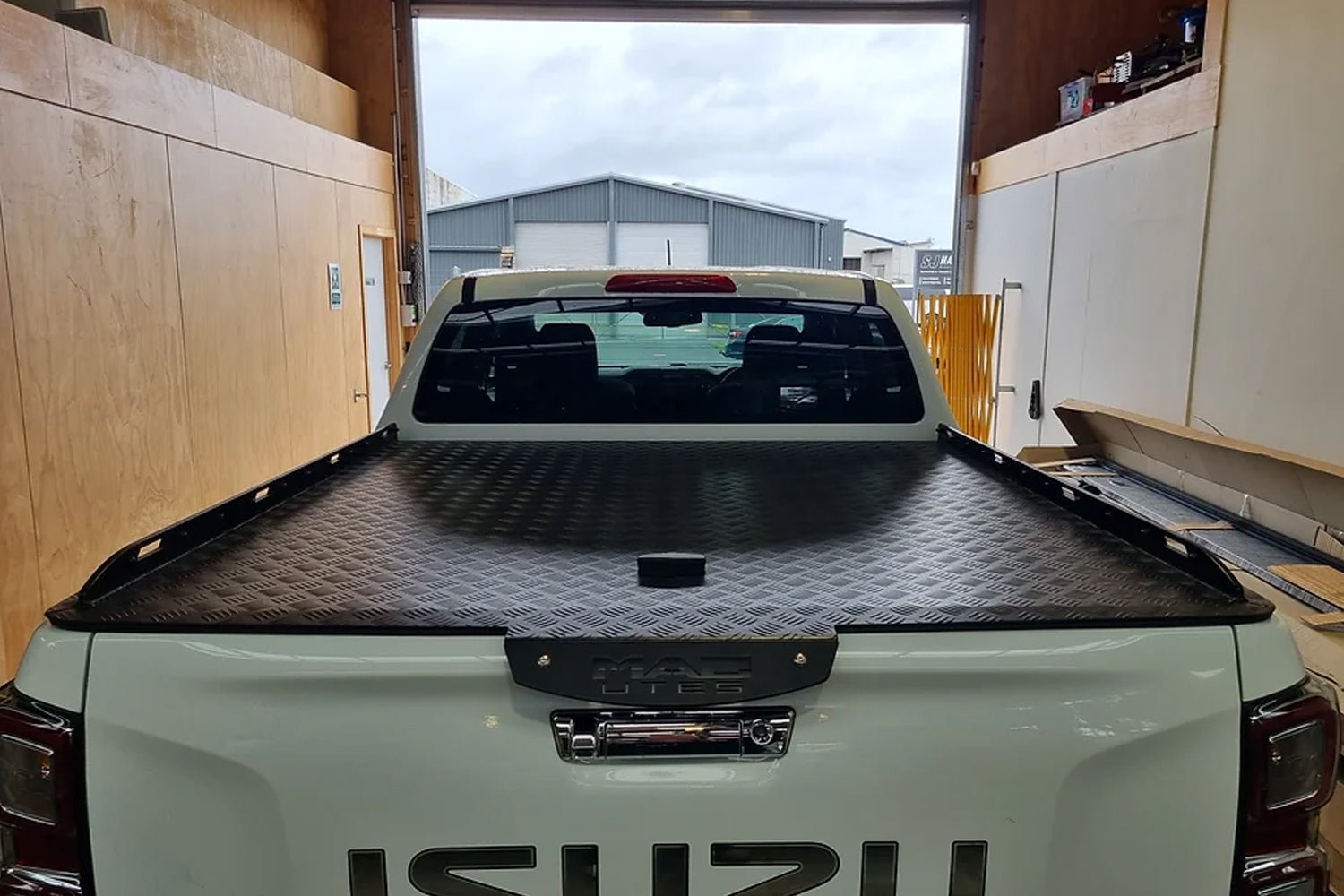 MAC300 (ID20) - 20 -24 Isuzu D-Max