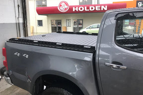 MAC300 (HC17) 12-22 Holden Colorado