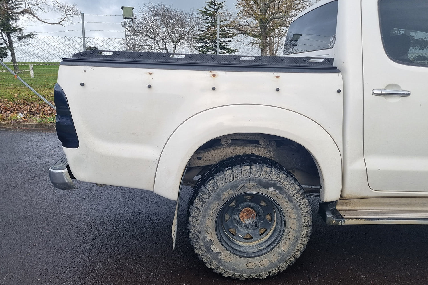 MAC300 (TH05) 05-15 Toyota Hilux SR & SR5