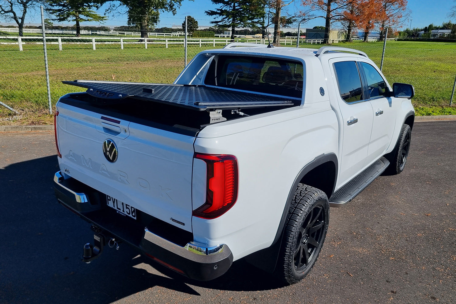 MAC100 (VA23FS) 23+ VW Amarok Aventura